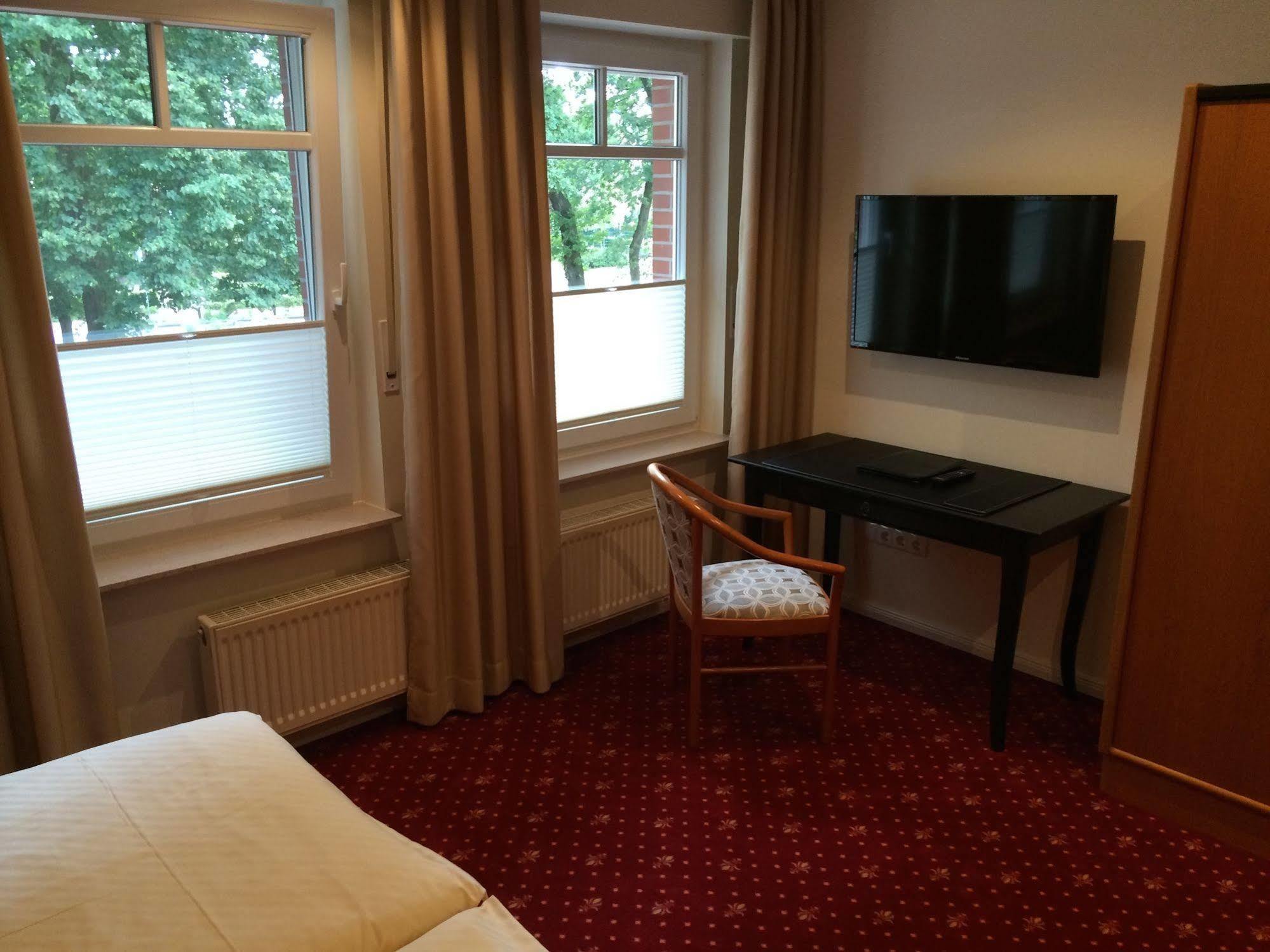 Hotel Witte-Konig Garrel Екстериор снимка
